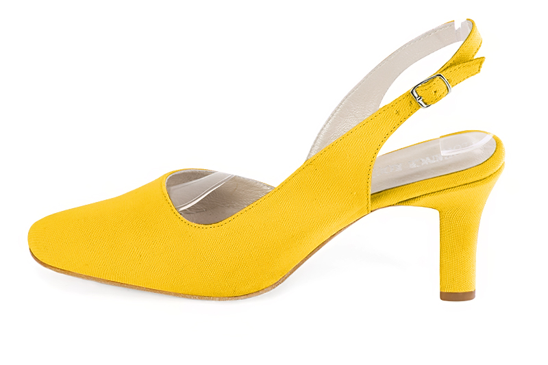 Yellow women's slingback shoes. Round toe. High kitten heels. Profile view - Florence KOOIJMAN